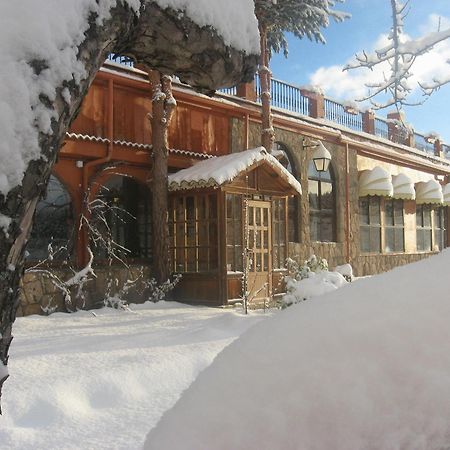 Hospedium Hostal Almanzor Navarredonda de Gredos Exterior photo